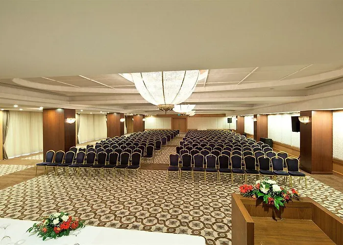 Отель Dedeman 5*